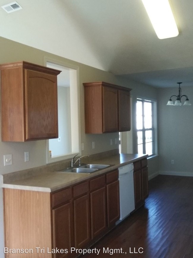 Building Photo - 3 br, 2 bath House - 175 Richmond Heights