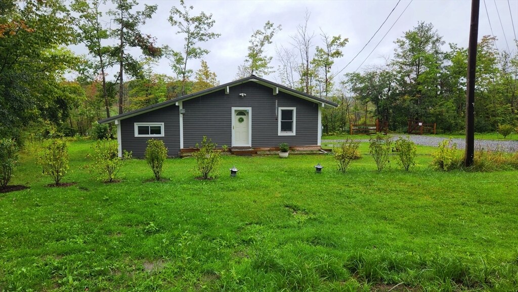 Primary Photo - 100 Town Beach Rd