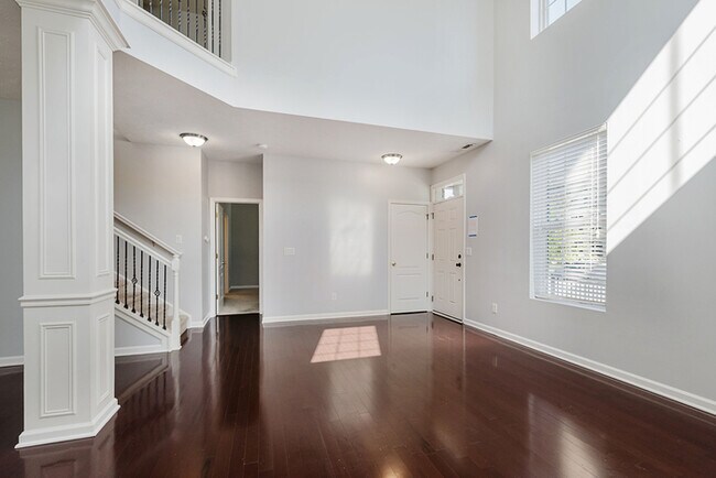 Foto del edificio - Beautiful brick townhome in Fishers’ Hannover