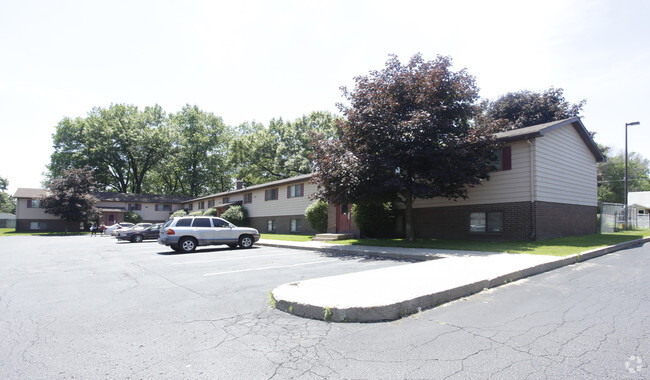 Building Photo - Dunbar Woods Apartments