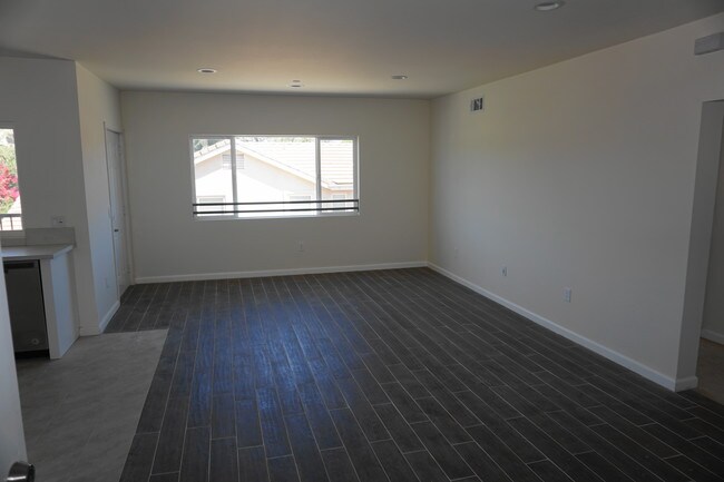 Foto del edificio - 9126 Langdon Ave