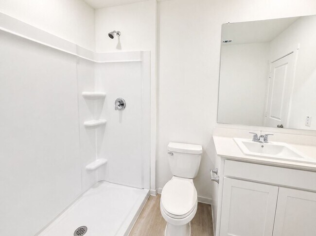 Foto del edificio - 5326 Cinnamon Ln