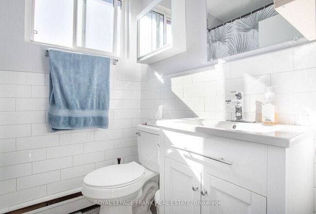 Building Photo - 203 Oshawa Blvd S