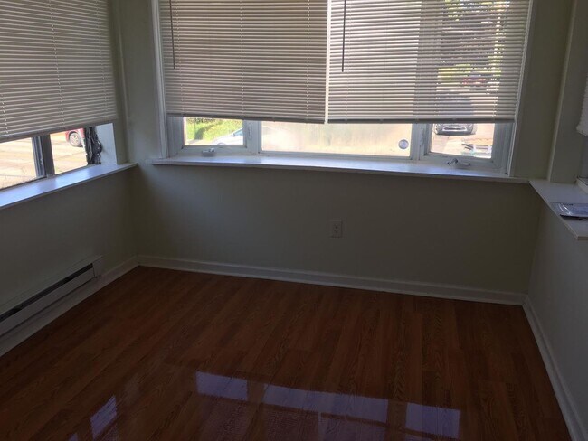 Foto del edificio - 1901 N 52nd St