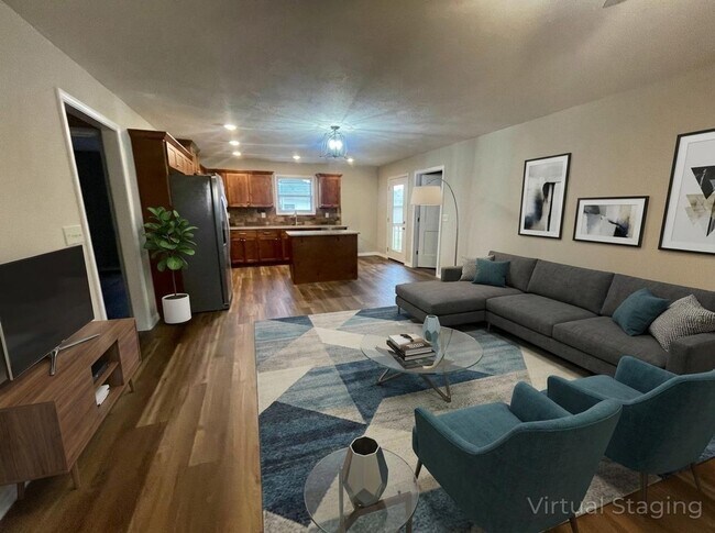 Foto del edificio - New Never Occupied - Brand New 2 bedroom 2 bath Duplex in Kimberling City, MO