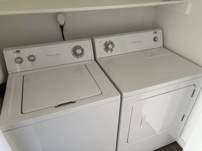 Foto del edificio - 422 S Fenton St