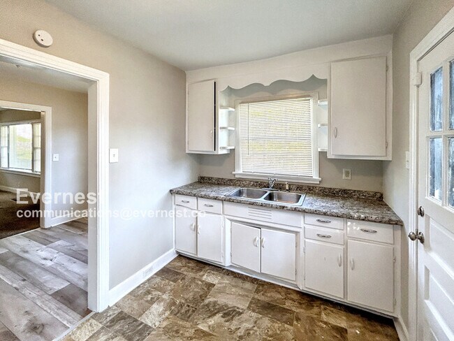 Foto del edificio - 8408 5th Ave S