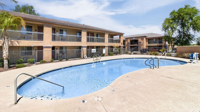 Residencia en Tolleson Apartments en alquiler en Phoenix, AZ - Residence at Tolleson