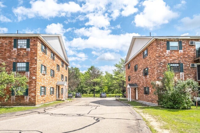 Foto del edificio - Meadowbrook Apartments