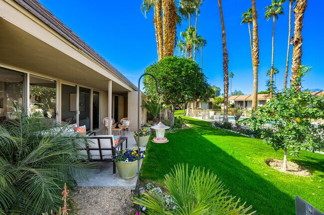 Foto del edificio - 76705 Sandpiper Dr