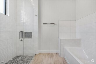 Building Photo - 17278 Comingo Ln