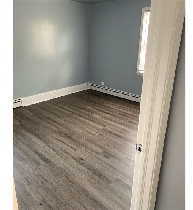 Foto del edificio - 1215 N Linden Ave