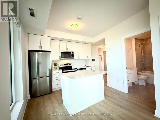 Building Photo - 3240-3240 William Coltson Ave