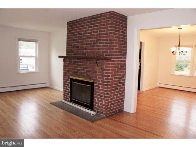Building Photo - 1735 Middletown Rd