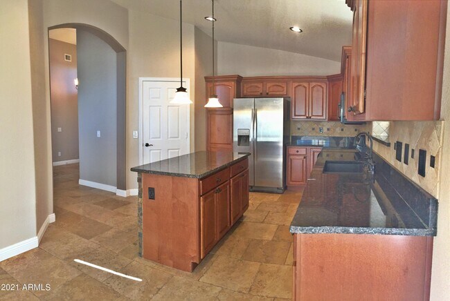 Building Photo - 2246 W Roy Rogers Rd