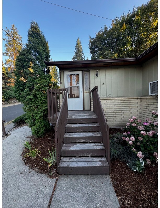 Front Entry - 1118 E 14th Ave