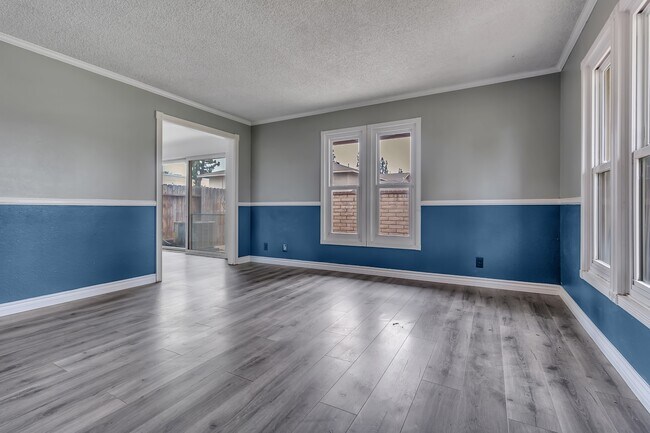 Foto del edificio - 146 Pembroke Ln
