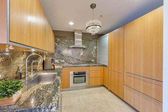 Foto del edificio - 7161 E Rancho Vista Dr