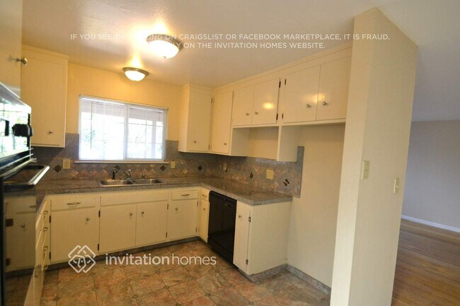 Foto del edificio - 531 Tabor Ave