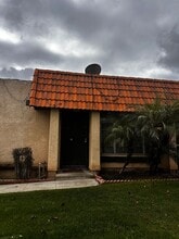 Building Photo - 3609 Sampson Ct