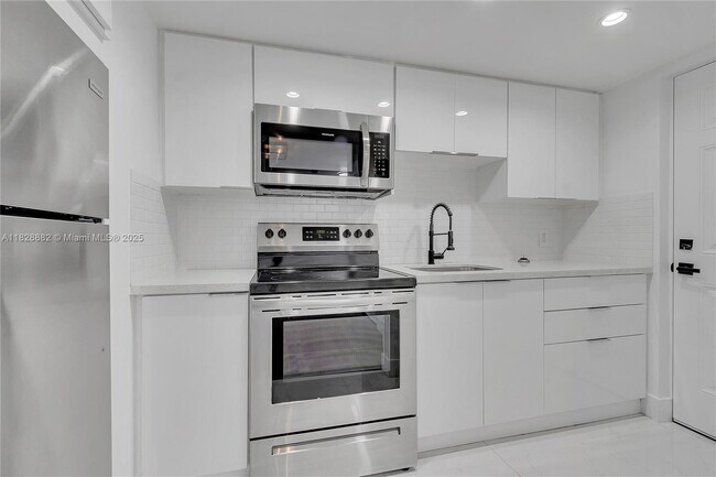 Foto del edificio - 1114 Douglas Rd