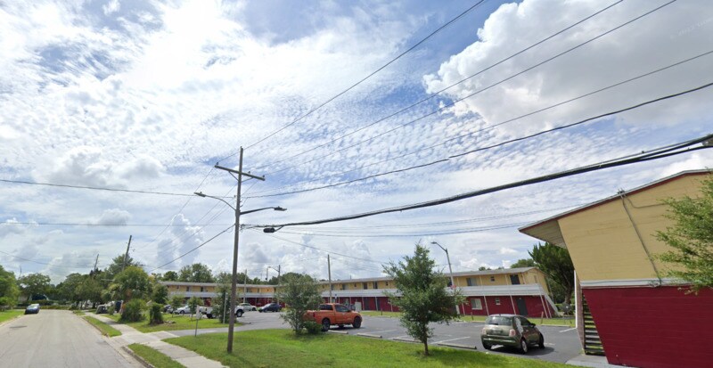 Foto principal - 550 S John Young Pkwy