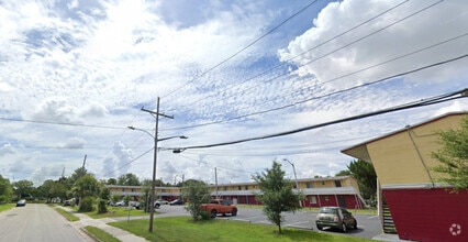 Building Photo - 550 S John Young Pkwy