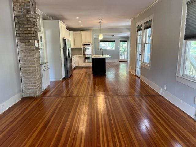 Building Photo - 209 E 35th St