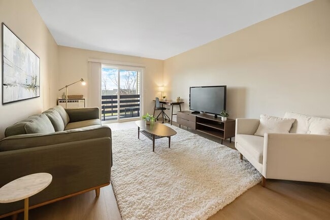 Building Photo - Ridgewood Apartments