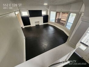 Building Photo - 552 E 120th St