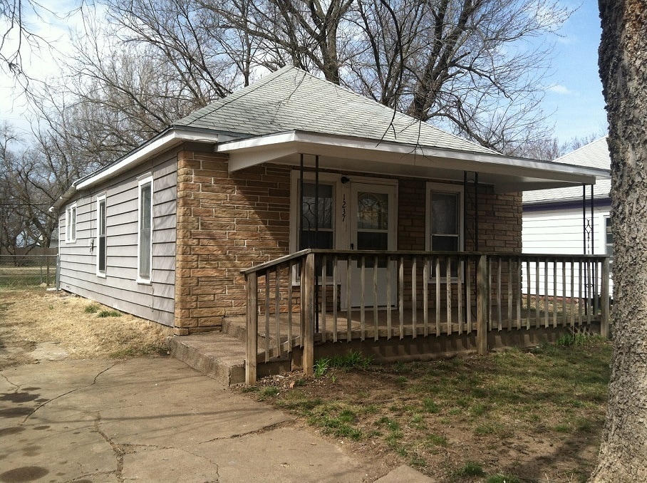 1237 N 10th St, Salina, KS 67401 House Rental in Salina, KS