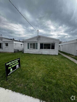 Building Photo - 1502 Hirzel St