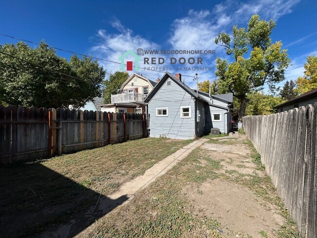 Foto del edificio - Spacious 2 Bed, 1 Bath Apartment – $1,100/...