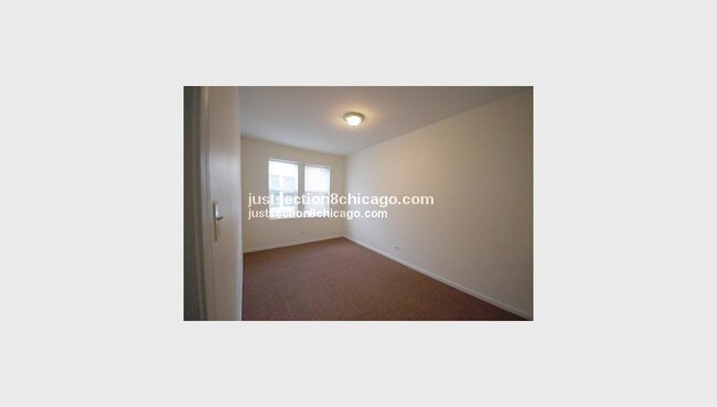 Building Photo - 8053 S Manistee Ave