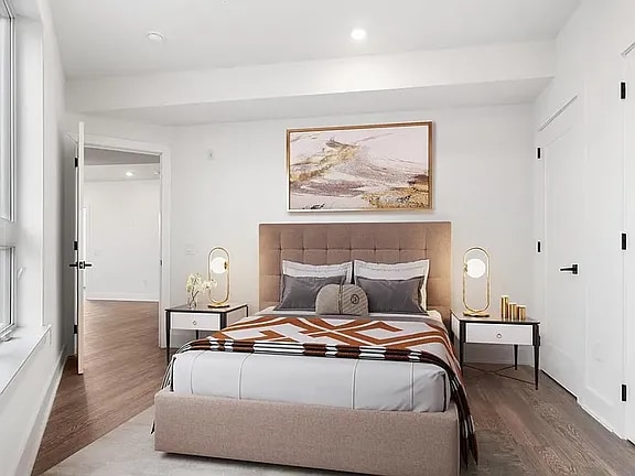 Foto del edificio - 1721 Ridge Ave