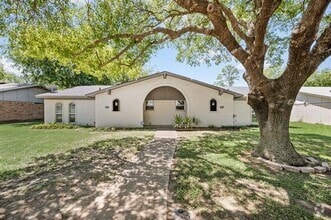 Building Photo - 7704 Mary Dr