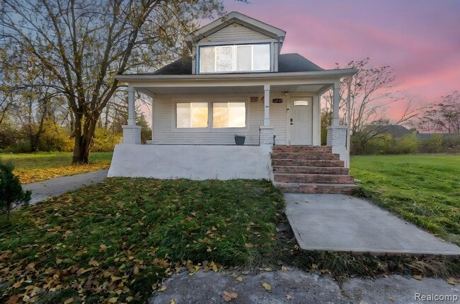 Foto del edificio - 12739 Hamburg St