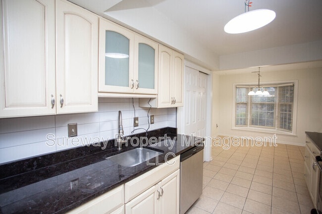 Building Photo - 3 Majestic Way