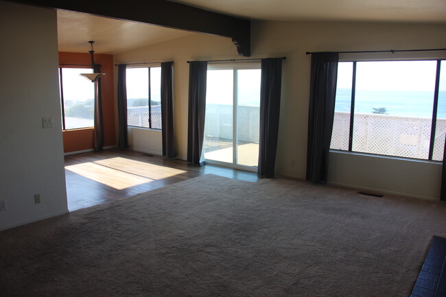 Open Living Room with Panoramic Ocean Views - 3280 Ocean Blvd