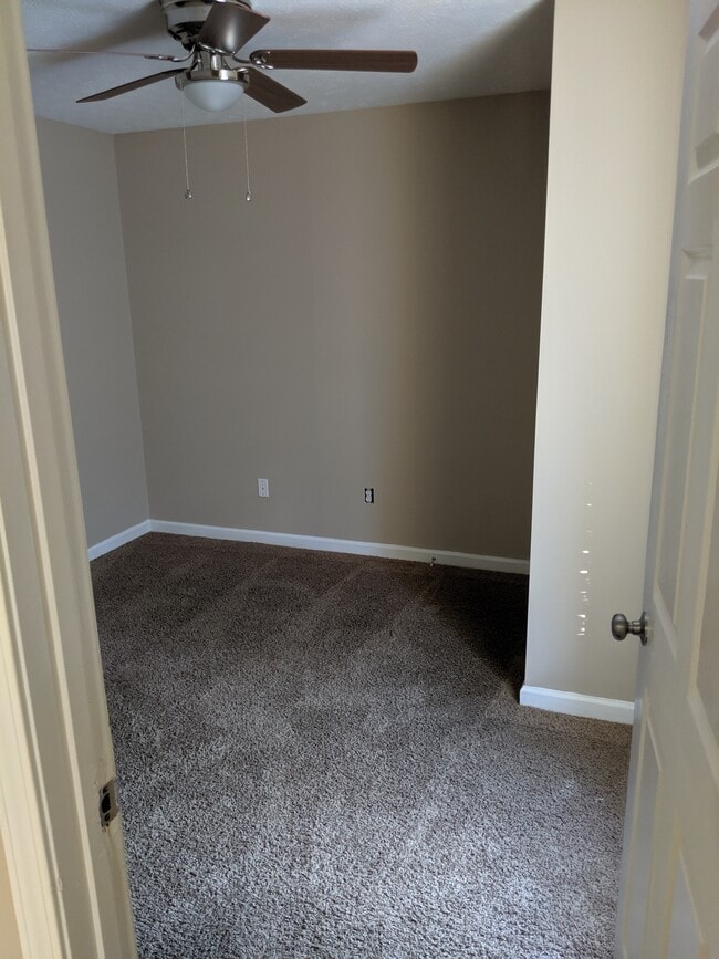 Foto del edificio - 145 College St