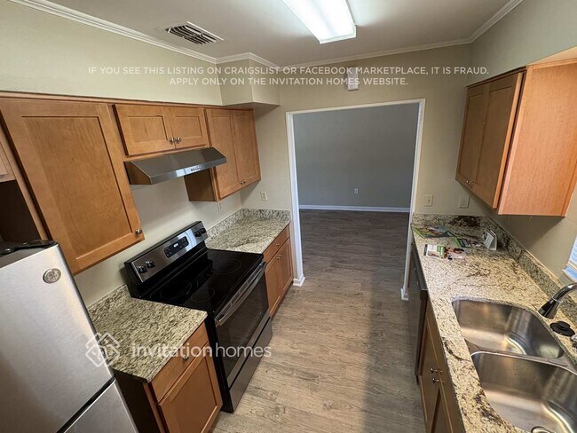 Foto del edificio - 2310 Sandrala Dr