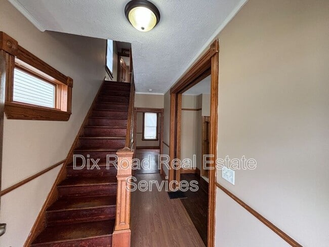 Building Photo - 155 Gordon Ave