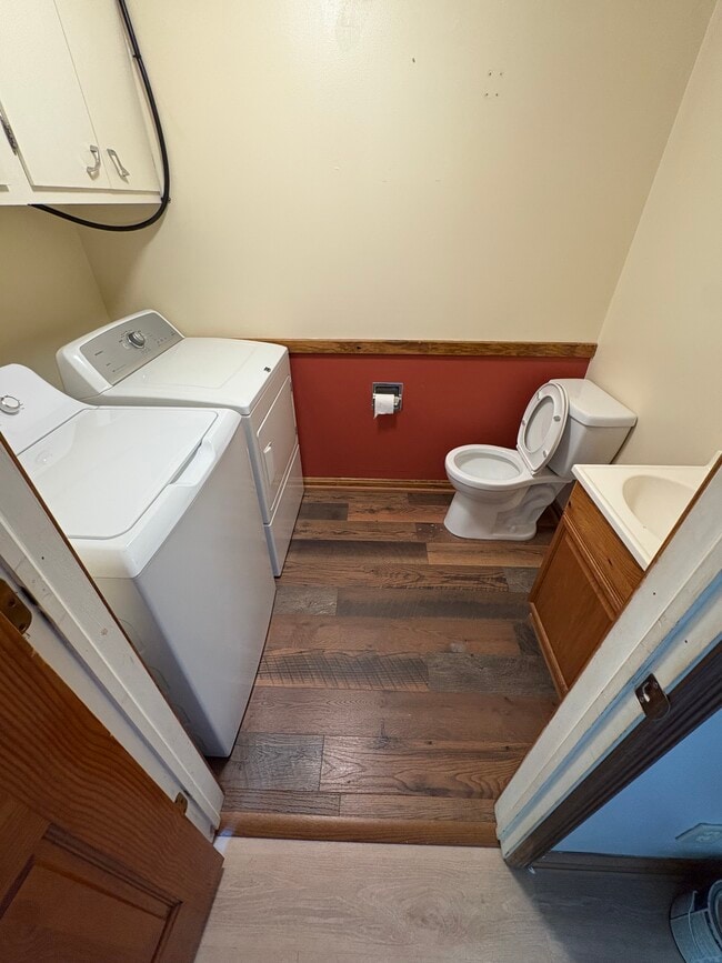 Building Photo - 3627 Oak Park Dr