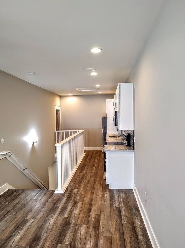 Building Photo - Great Carriage House in Southwood