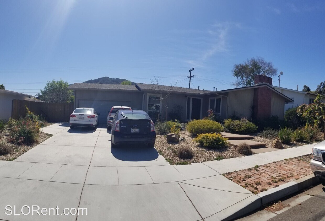 5 br, 3.5 bath House 287 Highland Drive House Rental in San Luis