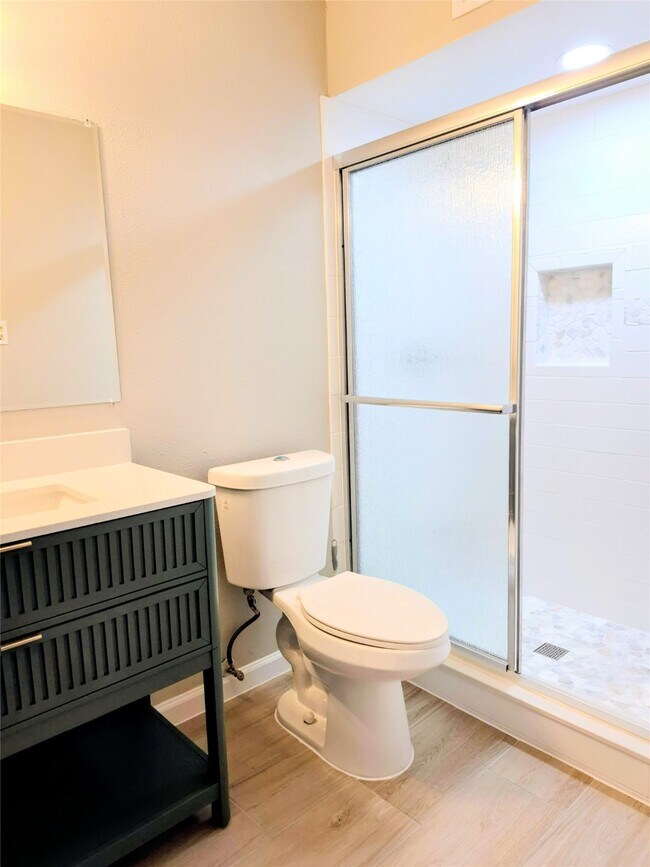 Foto del edificio - 500 Tiki Dr