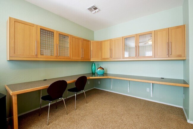 Foto del edificio - 4 Bedroom Furnished Gilbert Home