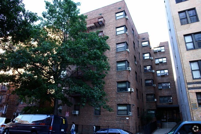 Building Photo - 13327 Sanford Ave