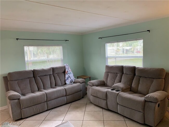 Foto del edificio - 251 Pine Key Ln