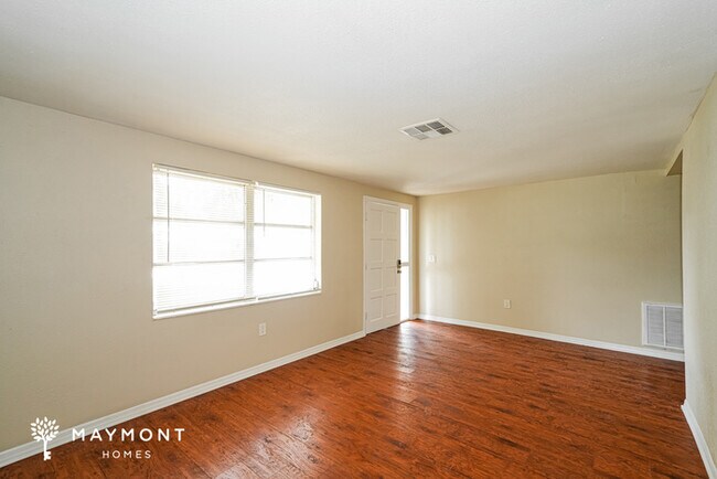 Building Photo - 6431 Citation Dr
